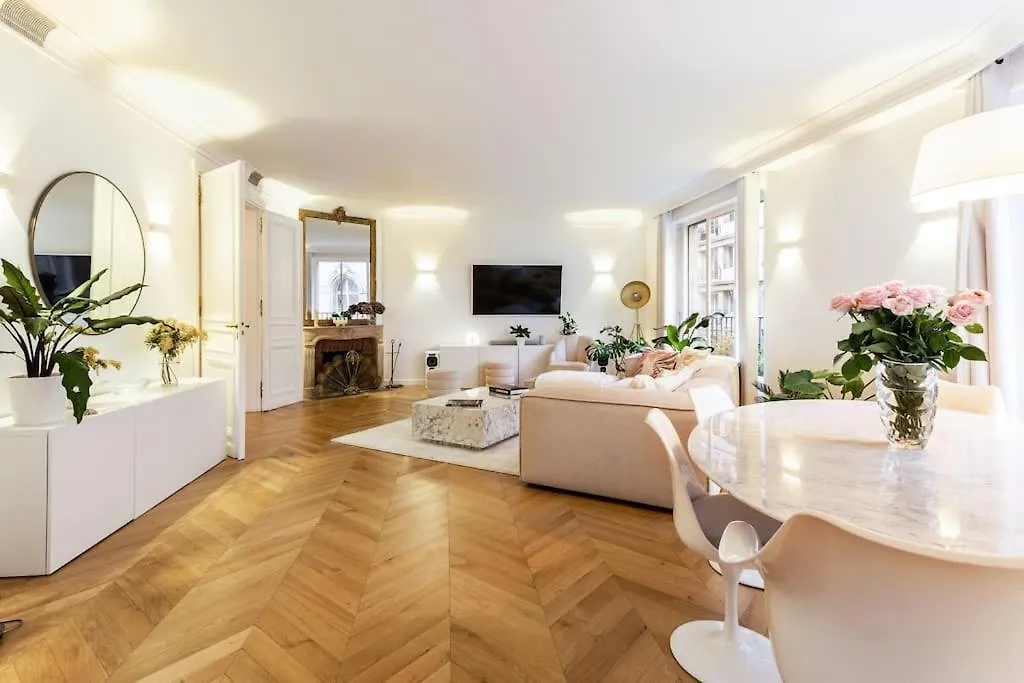 Maison Josephine Stunning Apartment Champs-Elysees 3 Bedrooms Paris