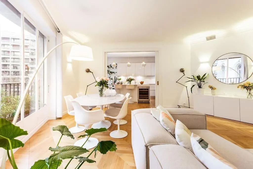 Maison Josephine Stunning Apartment Champs-Elysees 3 Bedrooms Paris France