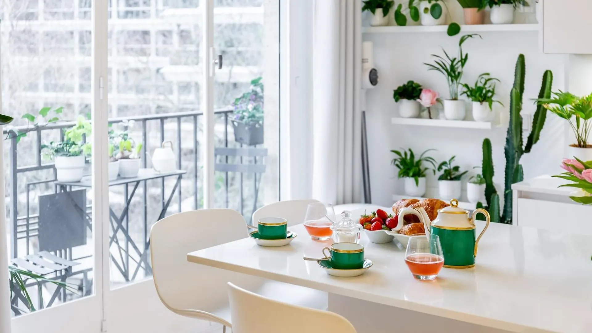 Maison Josephine Stunning Apartment Champs-Elysees 3 Bedrooms Paris