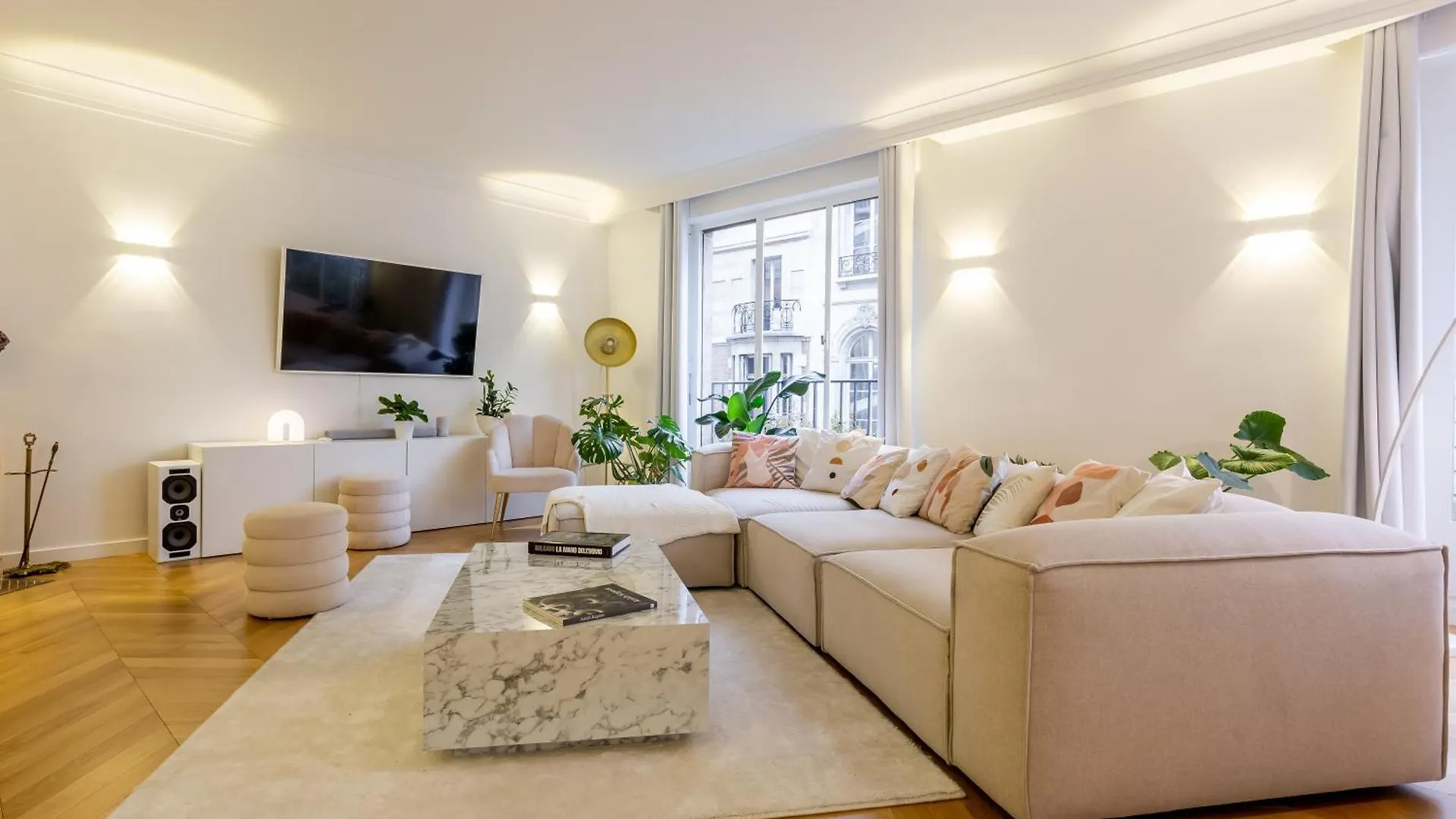 Maison Josephine Stunning Apartment Champs-Elysees 3 Bedrooms Paris